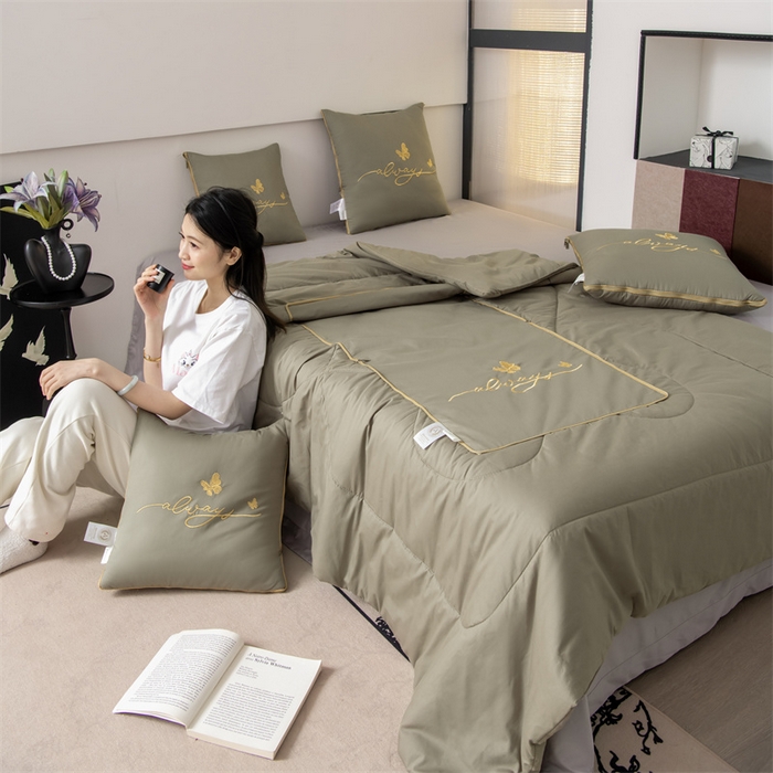 91家纺网 家纺一手货源 找家纺 照世家纺 2025新款柔软透气全棉抱枕被-蝶影（控价不低于40*40的69，45*45的89，50*50的109，55*55的139，60*60的189）蝶影-灰