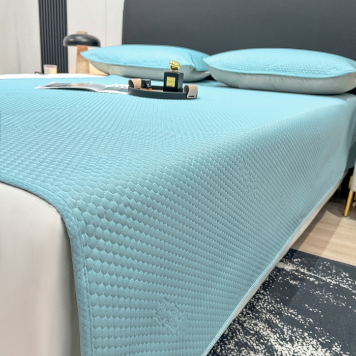 91家纺网 家纺一手货源 找家纺 春寻家纺 2025新款凉豆豆凉席冰丝席 天空蓝