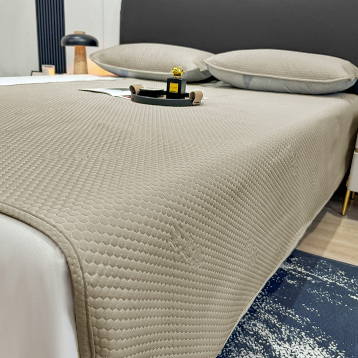 91家纺网 家纺一手货源 找家纺 春寻家纺 2025新款凉豆豆凉席冰丝席 香槟色