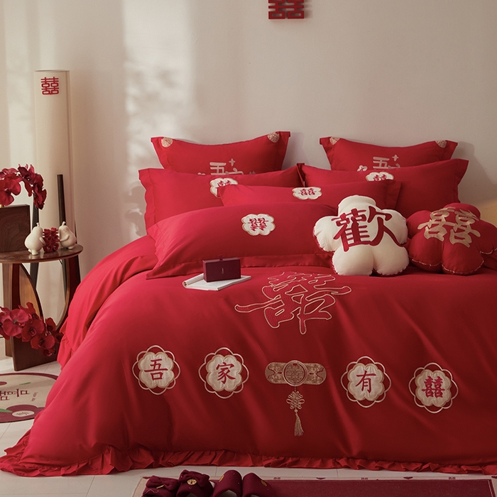 91家纺网 家纺一手货源 找家纺 玉雅家纺 2025新款长绒棉花边款刺绣时尚婚庆四件套 花边款-双喜临门