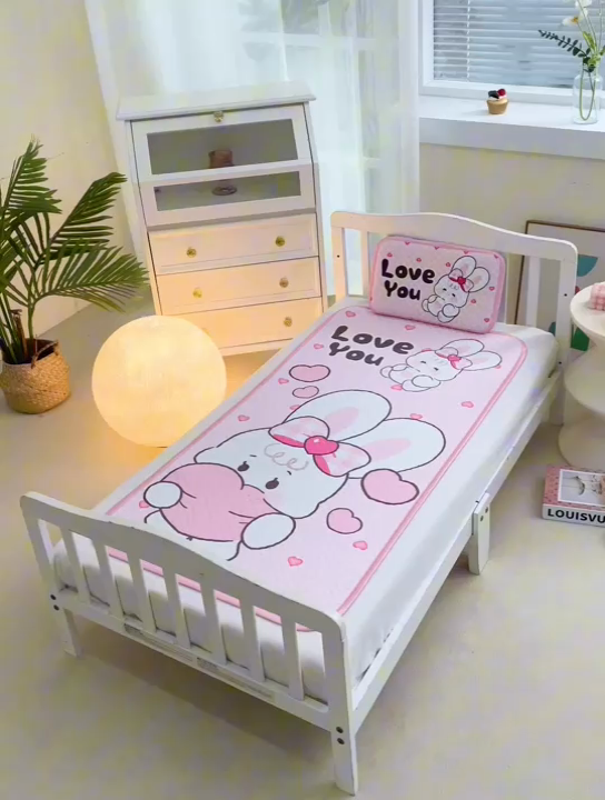 91家纺网 家纺一手货源 找家纺 八零年代  2025新款3D凉豆豆大版卡通儿童凉席夏被三件套冰豆豆凉席 凉豆豆 爱心小兔