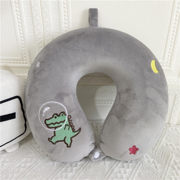 91家纺网 家纺一手货源 找家纺 卡奥 2025新款卡通U型枕护颈枕旅行颈椎枕