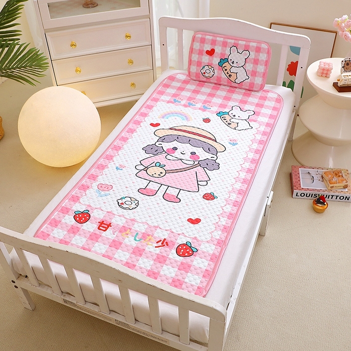 91家纺网 家纺一手货源 找家纺 八零年代  2025新款3D凉豆豆大版卡通儿童凉席夏被三件套冰豆豆凉席 凉豆豆 可爱女孩