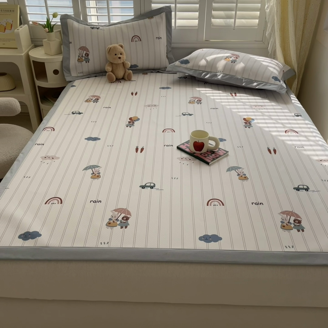 91家纺网 家纺一手货源 找家纺 星座家纺 2025新款复合提花凉感丝凉席三件套平铺款 悠悠小元