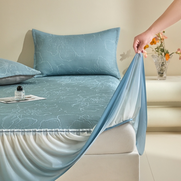 91家纺网 家纺一手货源 找家纺 卡初家居（原微来） 2025新款乙纶冰豆豆渐变色床裙款凉席席子 渐变蓝