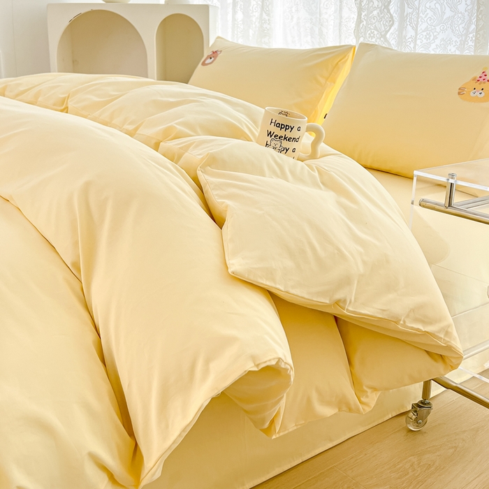 91家纺网 家纺一手货源 找家纺 曼町家居 2025春夏新款40支全棉纯棉水洗棉刺绣四件套 萌趣熊抱-奶油黄