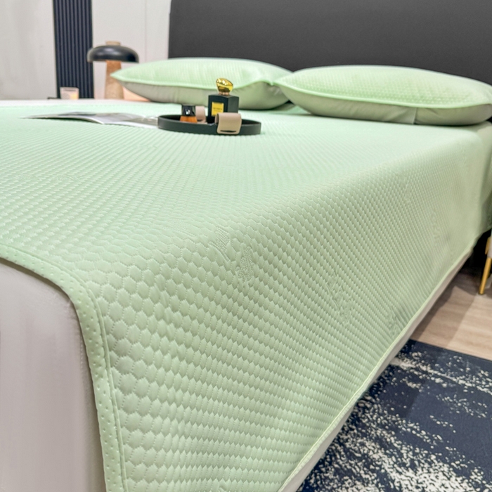 91家纺网 家纺一手货源 找家纺 春寻家纺 2025新款凉豆豆凉席冰丝席 薄荷绿