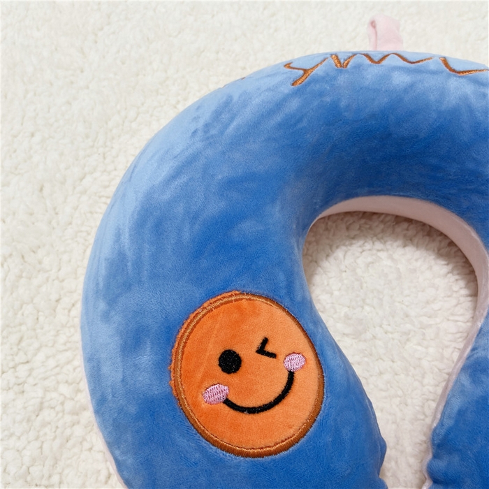 91家纺网 家纺一手货源 找家纺 卡奥 2025新款卡通U型枕护颈枕旅行颈椎枕