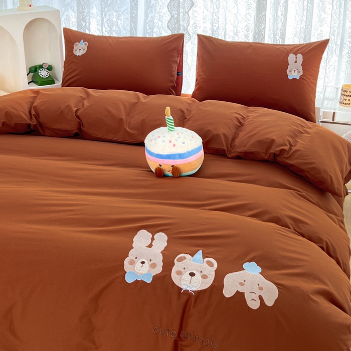 91家纺网 家纺一手货源 找家纺 曼町家居 2025春夏新款40支全棉纯棉水洗棉刺绣四件套 元气星喵-复古咖