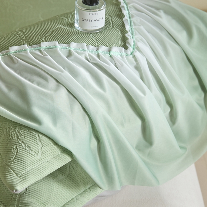 91家纺网 家纺一手货源 找家纺 卡初家居（原微来） 2025新款乙纶冰豆豆渐变色床裙款凉席席子 渐变绿