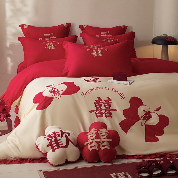 91家纺网 家纺一手货源 找家纺 玉雅家纺 2025新款长绒棉花边款刺绣时尚婚庆四件套 花边款-同心缘-奶油黄