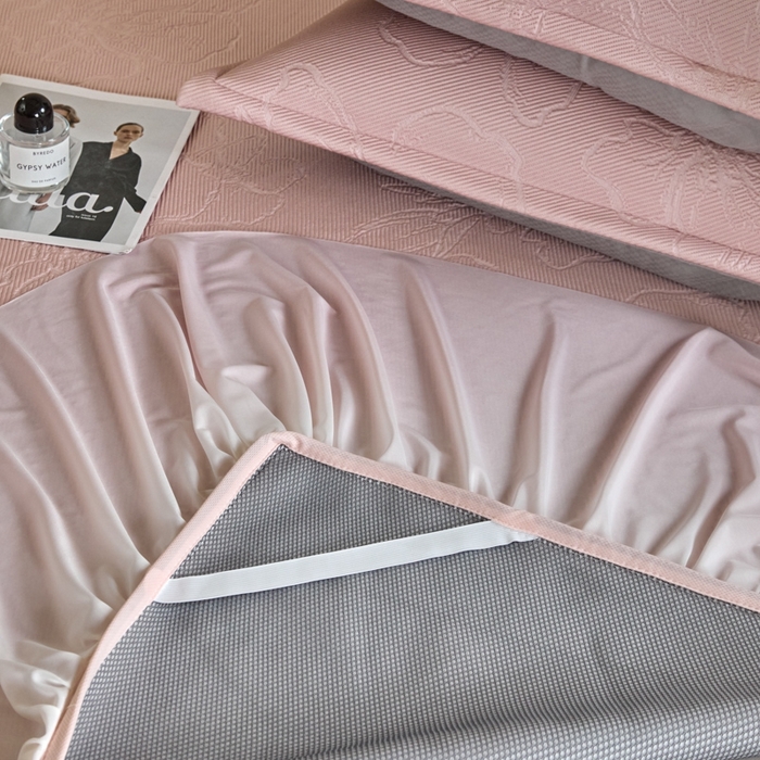 91家纺网 家纺一手货源 找家纺 （总）卡初家居（原微来） 2025新款乙纶冰豆豆渐变色床裙款凉席席子