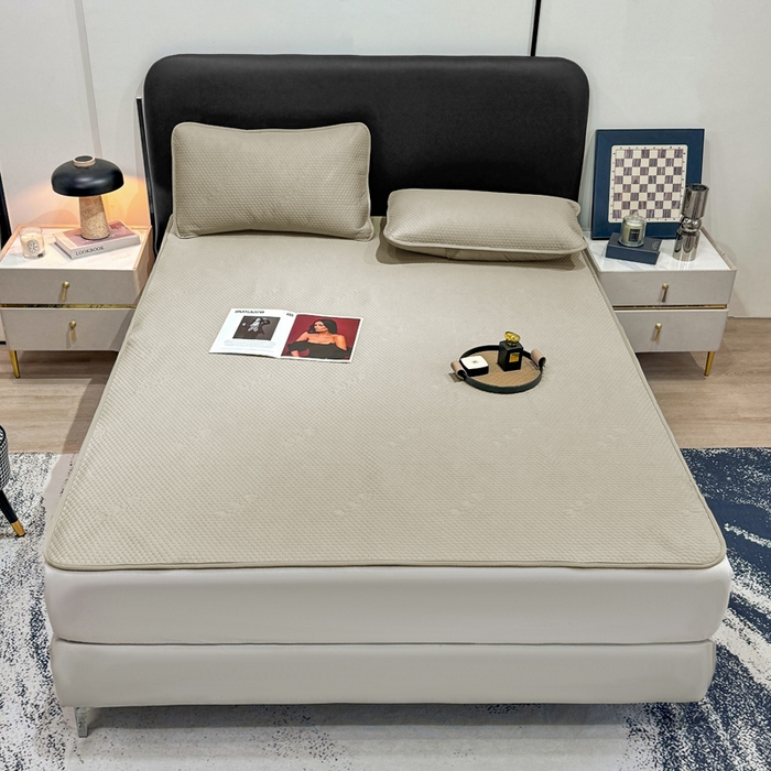 91家纺网 家纺一手货源 找家纺 春寻家纺 2025新款凉豆豆凉席冰丝席 香槟色