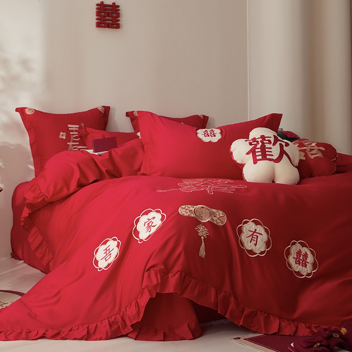 91家纺网 家纺一手货源 找家纺 玉雅家纺 2025新款长绒棉花边款刺绣时尚婚庆四件套 花边款-双喜临门