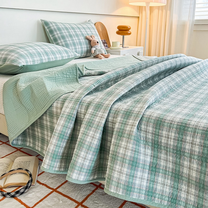91家纺网 家纺一手货源 找家纺 沐纯家居 2025新款格子款天丝棉床盖三件套 布丁绿