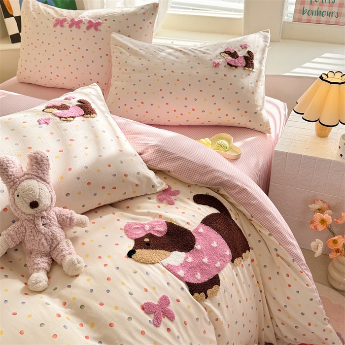 91家纺网 家纺一手货源 找家纺 多品 2025春夏新款水洗棉毛巾绣卡通系列四件套-系列二 心愿狗