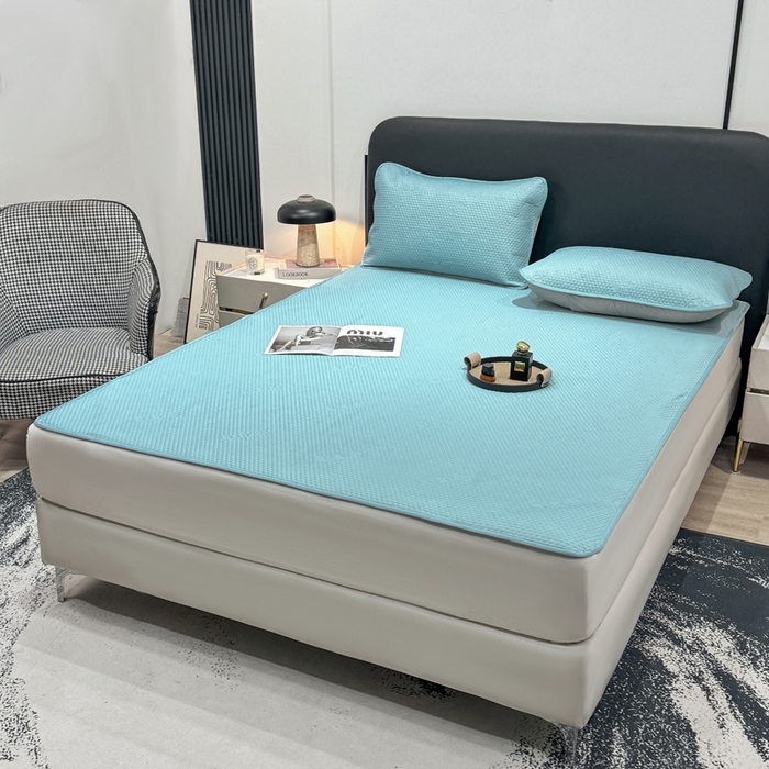 91家纺网 家纺一手货源 找家纺 春寻家纺 2025新款凉豆豆凉席冰丝席 天空蓝