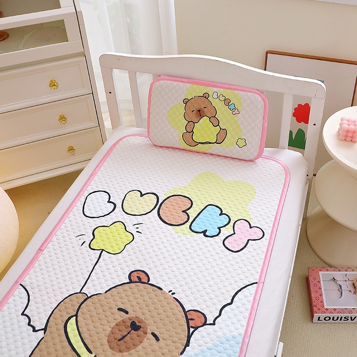 91家纺网 家纺一手货源 找家纺 八零年代  2025新款3D凉豆豆大版卡通儿童凉席夏被三件套冰豆豆凉席 凉豆豆 星星卡皮巴拉