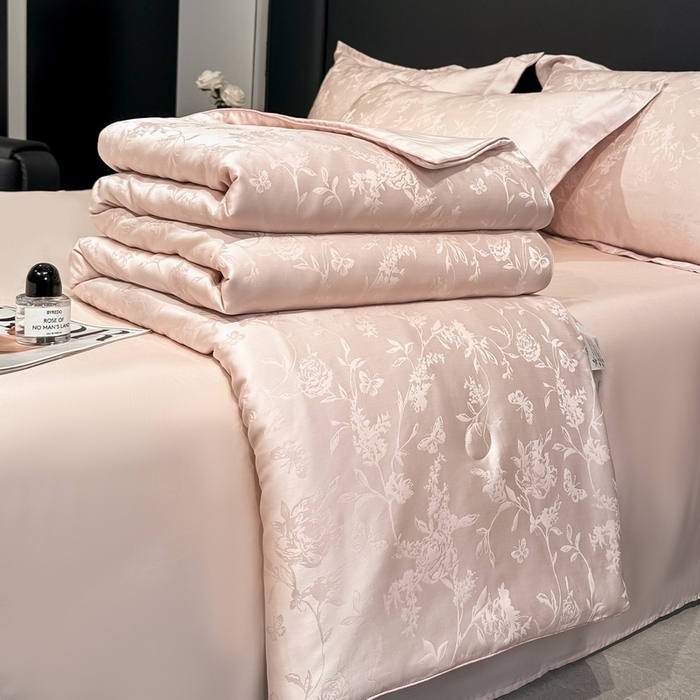 91家纺网 家纺一手货源 找家纺 （总） 慕晨 2025新款莱赛尔提花四件套高级简奢款天丝夏被4件套直播热款