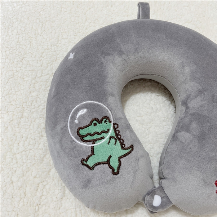 91家纺网 家纺一手货源 找家纺 卡奥 2025新款卡通U型枕护颈枕旅行颈椎枕