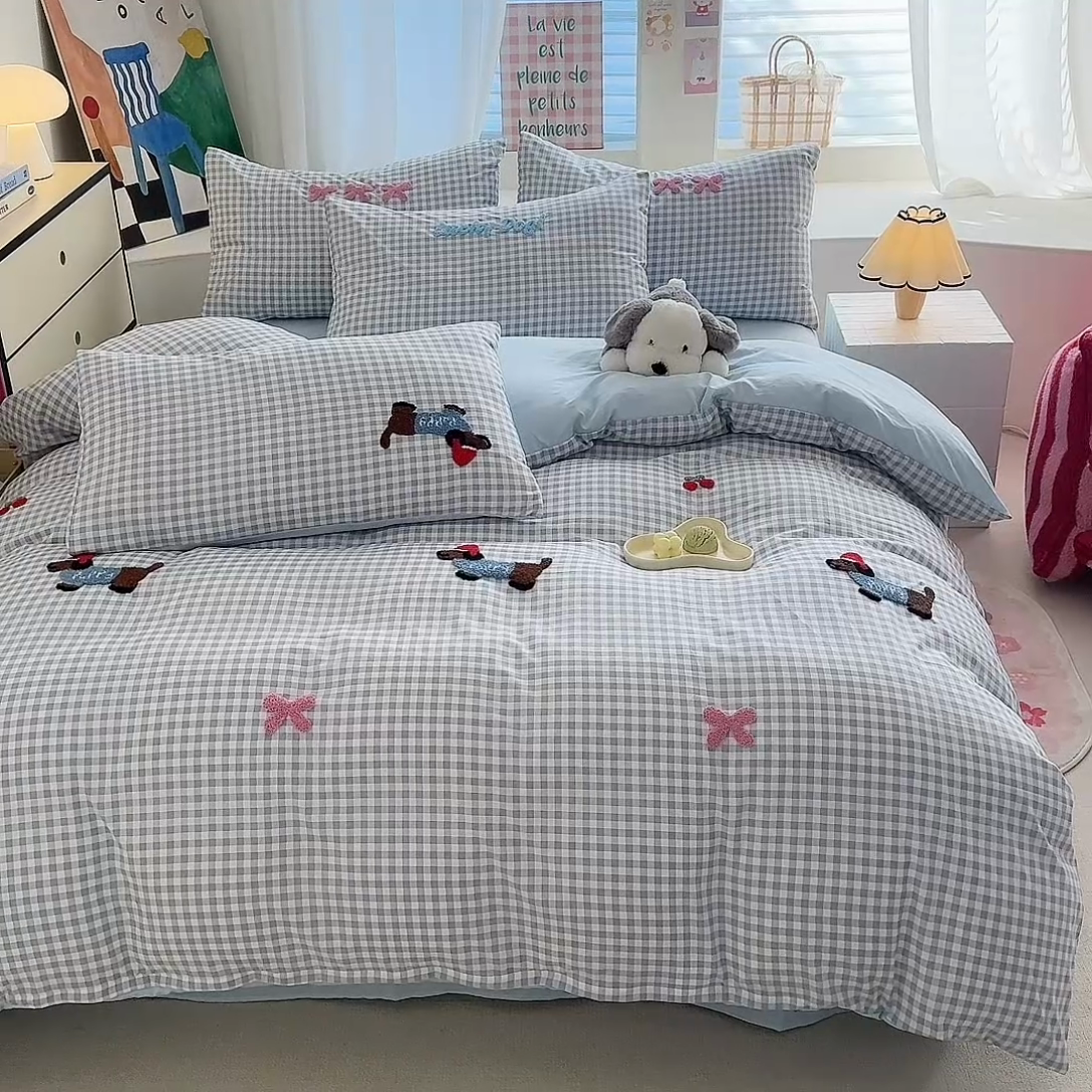 91家纺网 家纺一手货源 找家纺 多品 2025春夏新款水洗棉毛巾绣卡通系列四件套-系列二 帽子狗