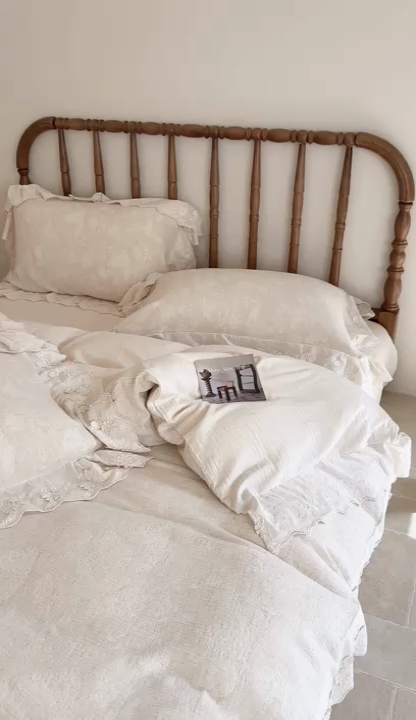 91家纺网 家纺一手货源 找家纺 山舍家居2025新款纯棉棉麻色织提花刺绣花边款四件套-蝶梦晚落 蝶梦晚落-麻本色