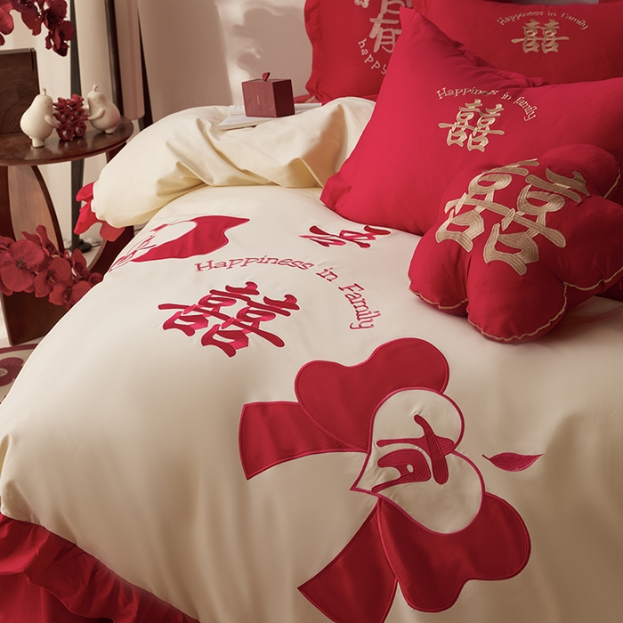 91家纺网 家纺一手货源 找家纺 玉雅家纺 2025新款长绒棉花边款刺绣时尚婚庆四件套 花边款-同心缘-奶油黄