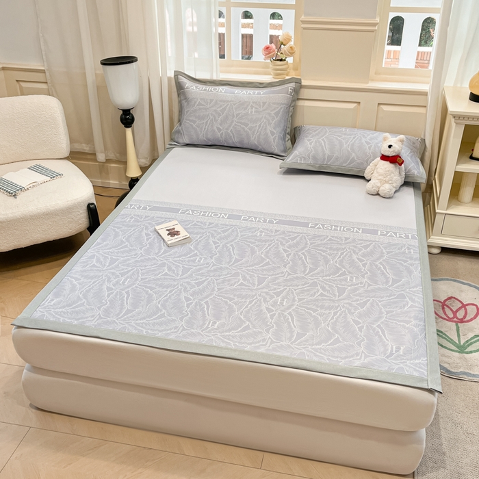 91家纺网 家纺一手货源 找家纺 星座家纺 2025新款复合提花凉感丝凉席三件套平铺款 叶之语-灰