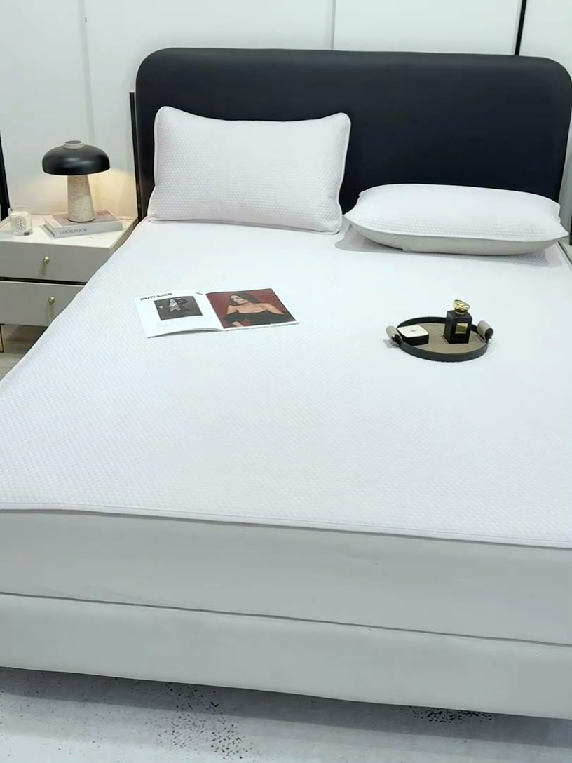 91家纺网 家纺一手货源 找家纺 春寻家纺 2025新款凉豆豆凉席冰丝席 高级灰