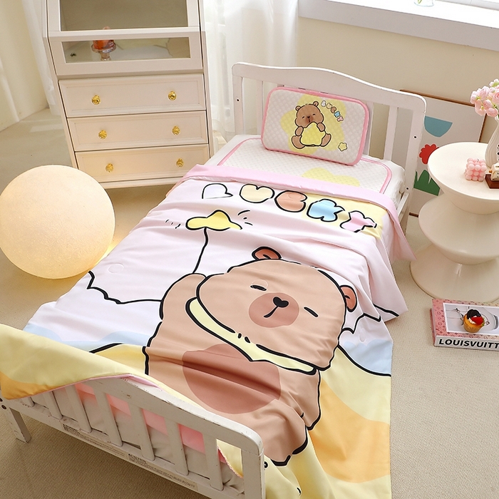 91家纺网 家纺一手货源 找家纺 八零年代  2025新款3D凉豆豆大版卡通儿童凉席夏被三件套冰豆豆凉席 凉豆豆 星星卡皮巴拉