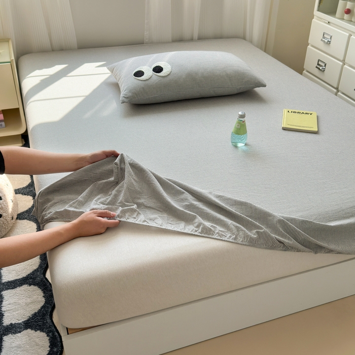 91家纺网 家纺一手货源 找家纺 丽涵家纺 丽涵新品 全棉色织水洗棉单品床笠-床笠三件套 黑密条