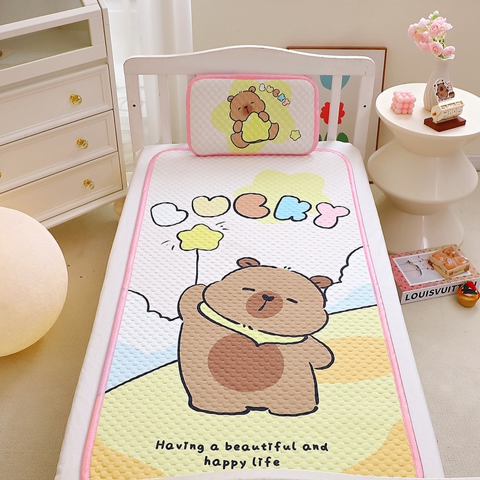 91家纺网 家纺一手货源 找家纺 八零年代  2025新款3D凉豆豆大版卡通儿童凉席夏被三件套冰豆豆凉席 凉豆豆 星星卡皮巴拉