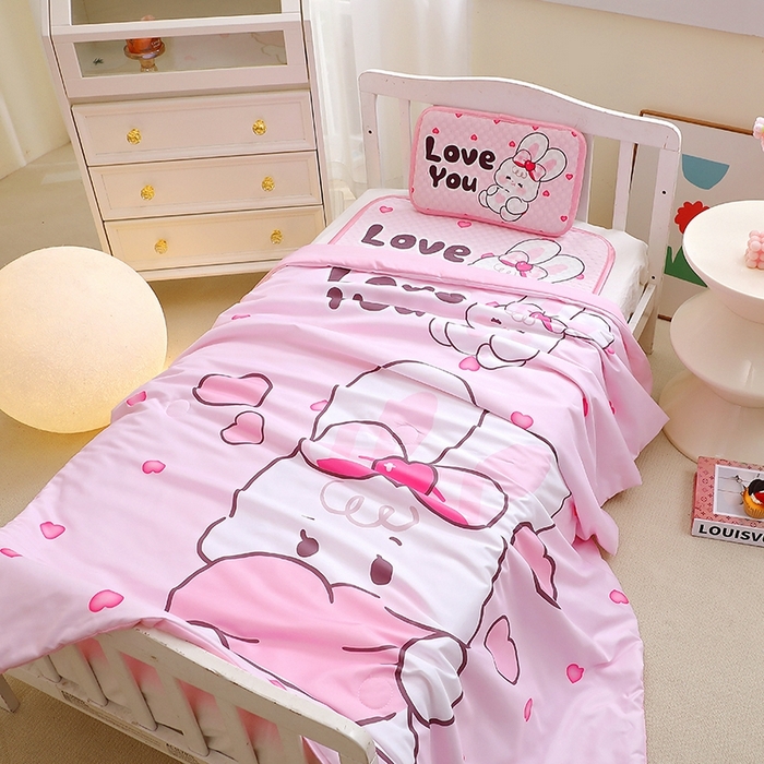 91家纺网 家纺一手货源 找家纺 八零年代  2025新款3D凉豆豆大版卡通儿童凉席夏被三件套冰豆豆凉席 凉豆豆 爱心小兔