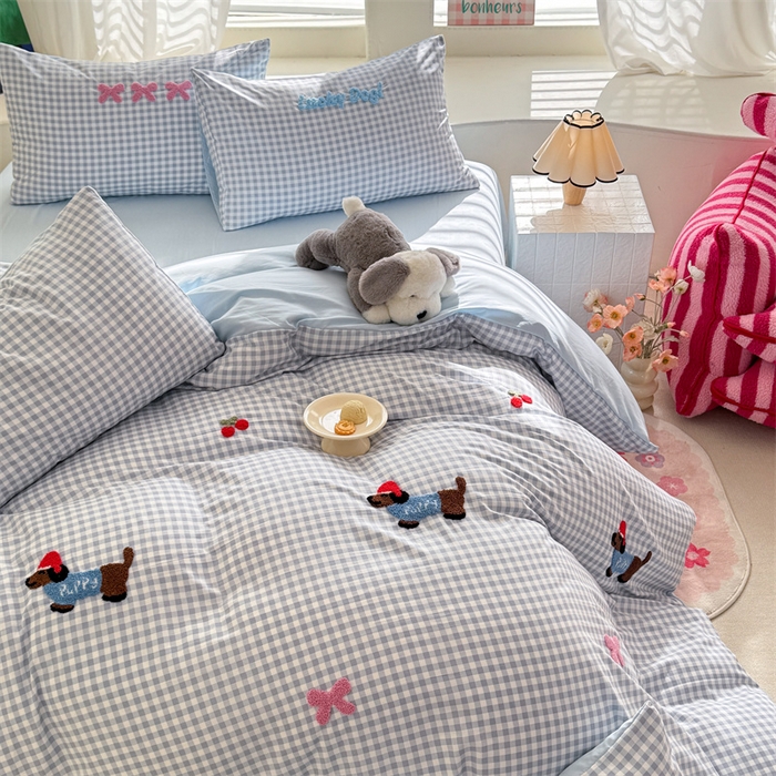 91家纺网 家纺一手货源 找家纺 多品 2025春夏新款水洗棉毛巾绣卡通系列四件套-系列二 帽子狗