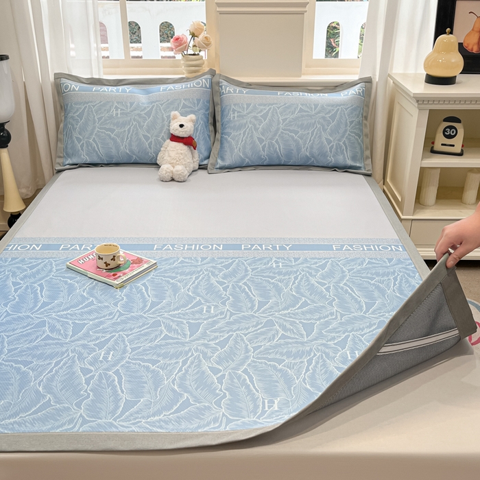 91家纺网 家纺一手货源 找家纺 （总）星座家纺 2025新款复合提花凉感丝凉席三件套平铺款