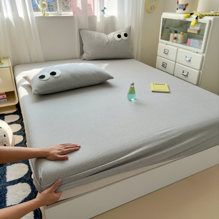 91家纺网 家纺一手货源 找家纺 丽涵家纺 丽涵新品 全棉色织水洗棉单品床笠-床笠三件套 黑密条