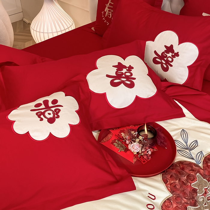 91家纺网 家纺一手货源 找家纺 玉雅家纺 2025新款长绒棉花边款刺绣时尚婚庆四件套 欢喜乐