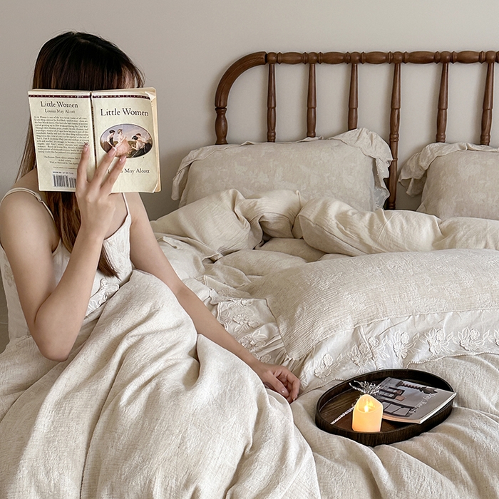 91家纺网 家纺一手货源 找家纺 山舍家居2025新款纯棉棉麻色织提花刺绣花边款四件套-蝶梦晚落 蝶梦晚落-麻本色