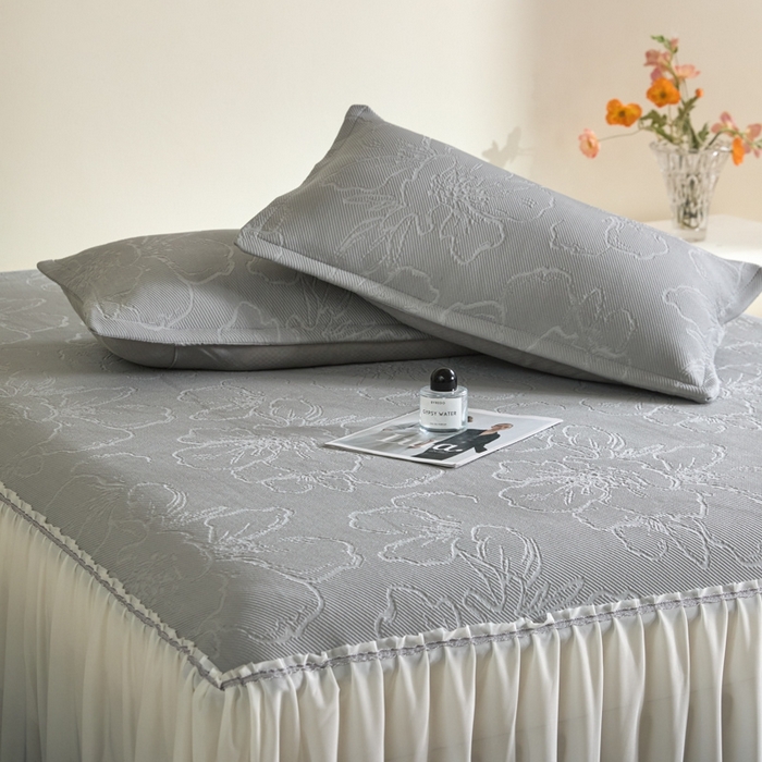 91家纺网 家纺一手货源 找家纺 卡初家居（原微来） 2025新款乙纶冰豆豆渐变色床裙款凉席席子 渐变灰