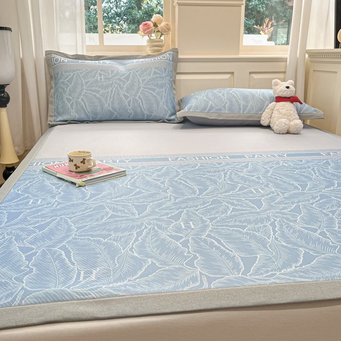 91家纺网 家纺一手货源 找家纺 （总）星座家纺 2025新款复合提花凉感丝凉席三件套平铺款