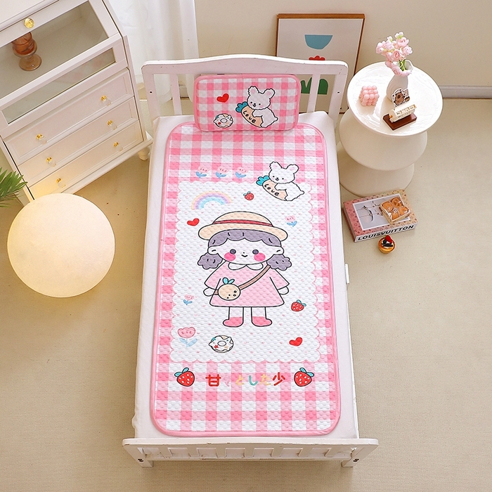 91家纺网 家纺一手货源 找家纺 八零年代  2025新款3D凉豆豆大版卡通儿童凉席夏被三件套冰豆豆凉席 凉豆豆 可爱女孩