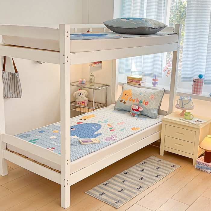 91家纺网 家纺一手货源 找家纺 川悦生活 2025新款大阪宿舍凉感丝凉席 夏日噗噜