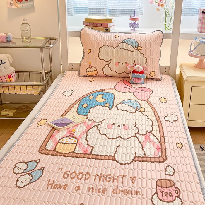 91家纺网 家纺一手货源 找家纺 川悦生活 2025新款大阪宿舍凉感丝凉席 晚安夏洛