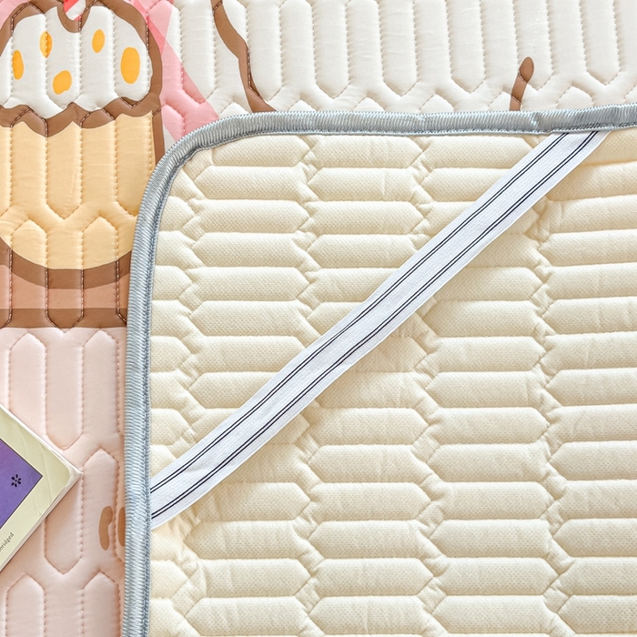 91家纺网 家纺一手货源 找家纺 川悦生活 2025新款大阪宿舍凉感丝凉席 晚安夏洛