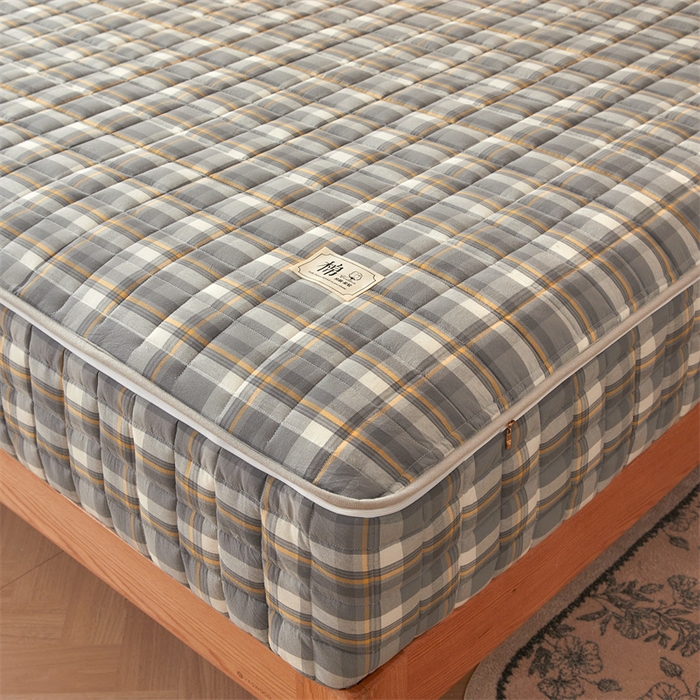 91家纺网 家纺一手货源 找家纺 伊人坊2025新款全棉色织水洗棉六面全包床笠床垫保护套无印风 夹棉床围-诺卡格