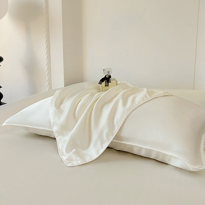 91家纺网 家纺一手货源 找家纺 百寐 2025新款60S兰精天丝夏被系列 奶白