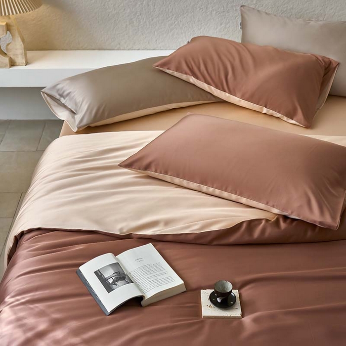 91家纺网 家纺一手货源 找家纺 咏绒家纺工厂店 2025新款60支奥地利兰精天丝纯色天丝棉四件套 古铜（红棕-风衣米）