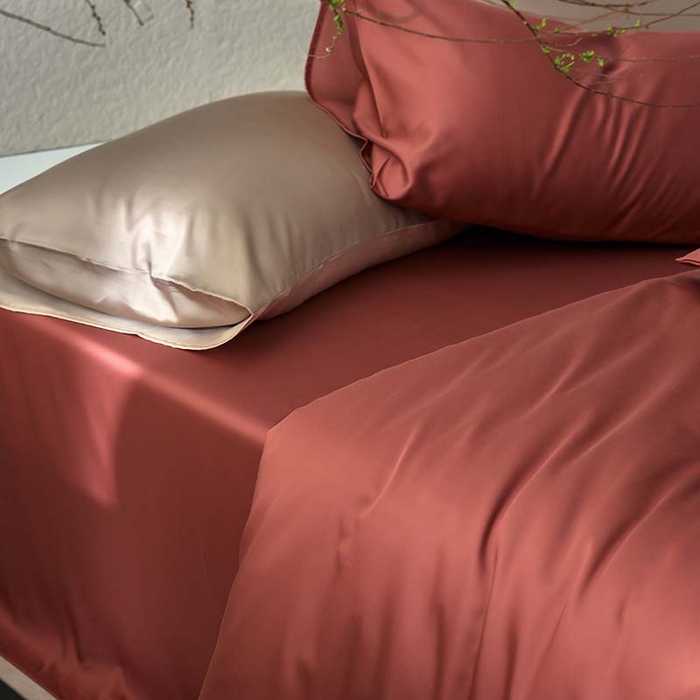 91家纺网 家纺一手货源 找家纺 咏绒家纺工厂店 2025新款60支奥地利兰精天丝纯色天丝棉四件套 朱砂红（酒红）