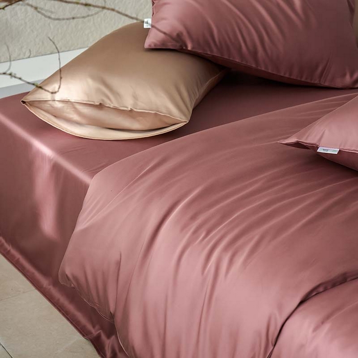 91家纺网 家纺一手货源 找家纺 咏绒家纺工厂店 2025新款60支奥地利兰精天丝纯色天丝棉四件套 覆盆子（芋泥豆沙）