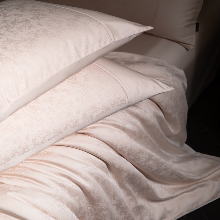 91家纺网 家纺一手货源 找家纺 安莱生活2025新款天丝棉拼接暗合工艺四件套-邂逅系列 澜汐